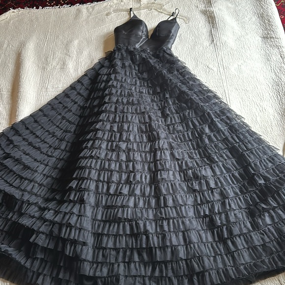 Dress Prom - Picture 6 of 7